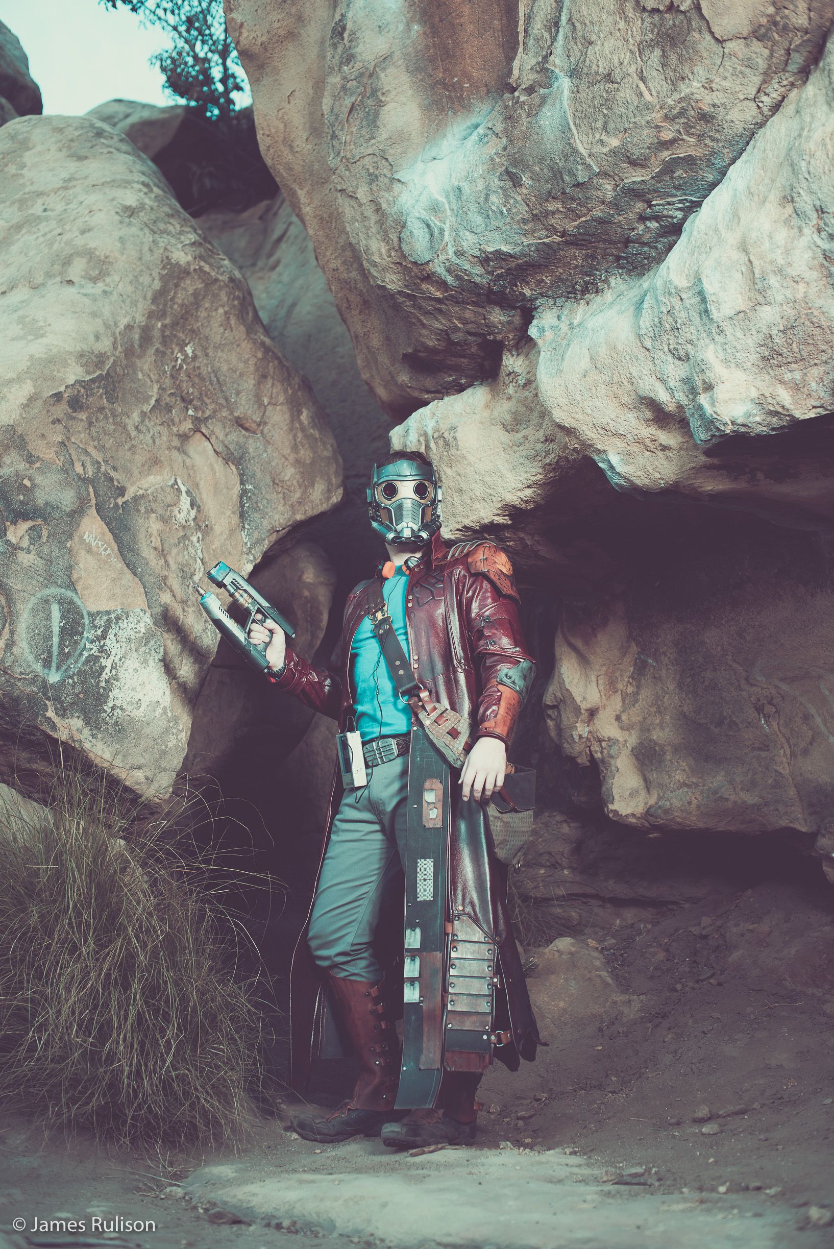 Star Lord shoot with Americo